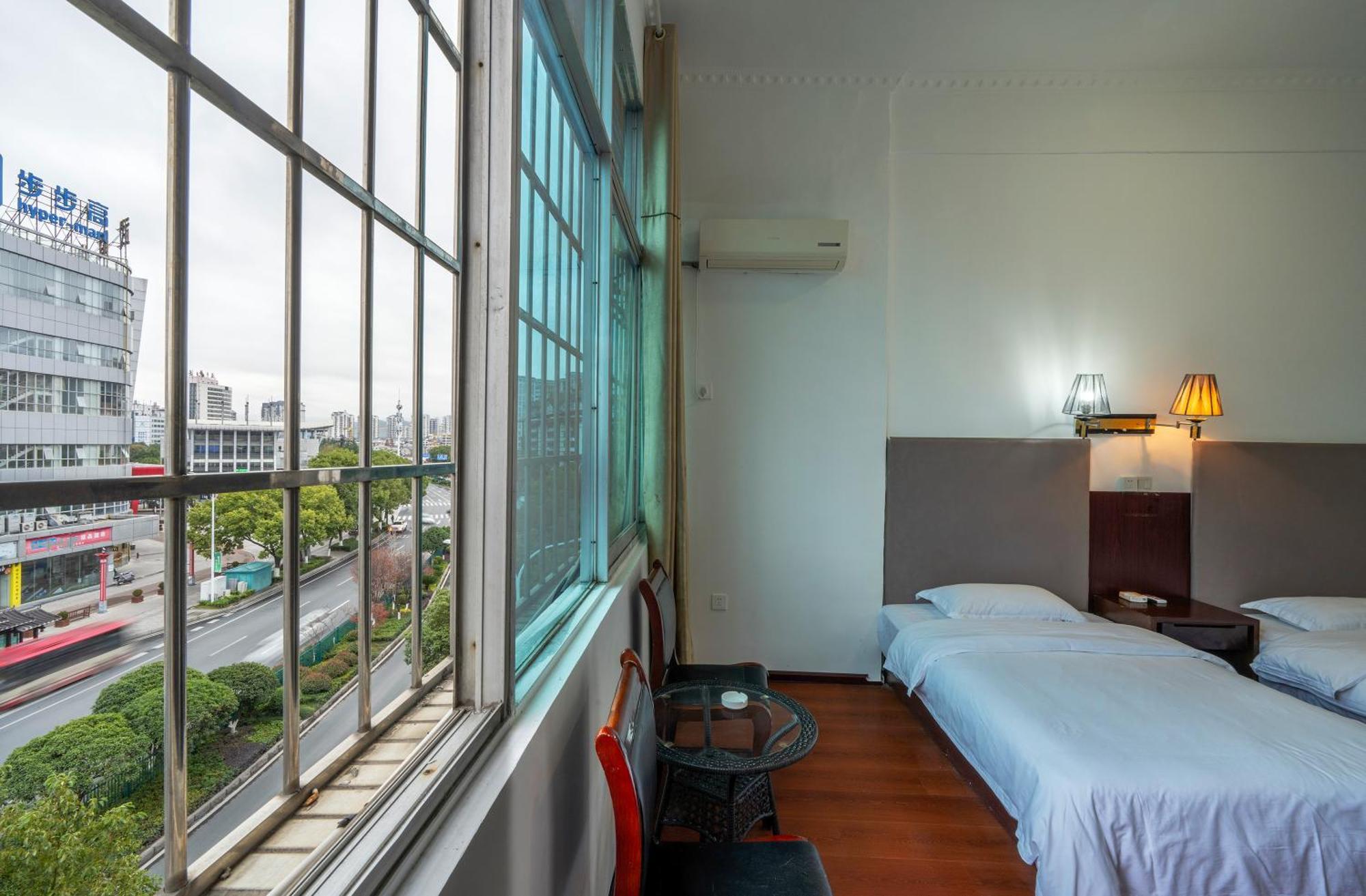 张家界大庸家民宿dyj Hostel المظهر الخارجي الصورة