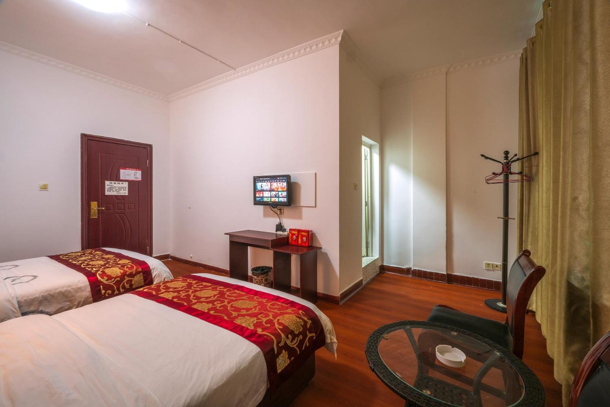 张家界大庸家民宿dyj Hostel المظهر الخارجي الصورة