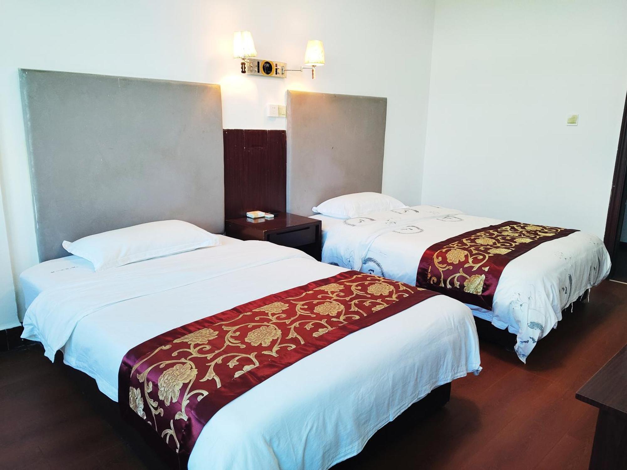 张家界大庸家民宿dyj Hostel المظهر الخارجي الصورة